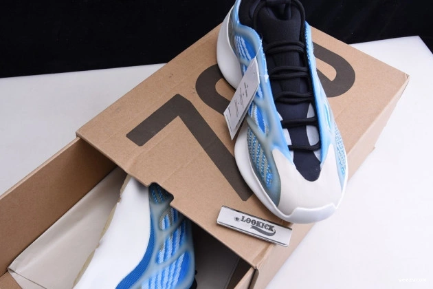 G54850 IN ADIDAS YEEZY DARK 700 THE V3 GLOW 0815